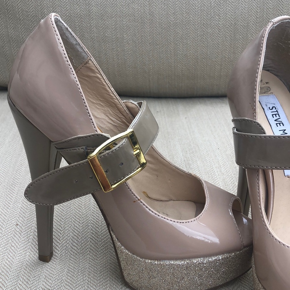 High heels - Picture 3 of 6